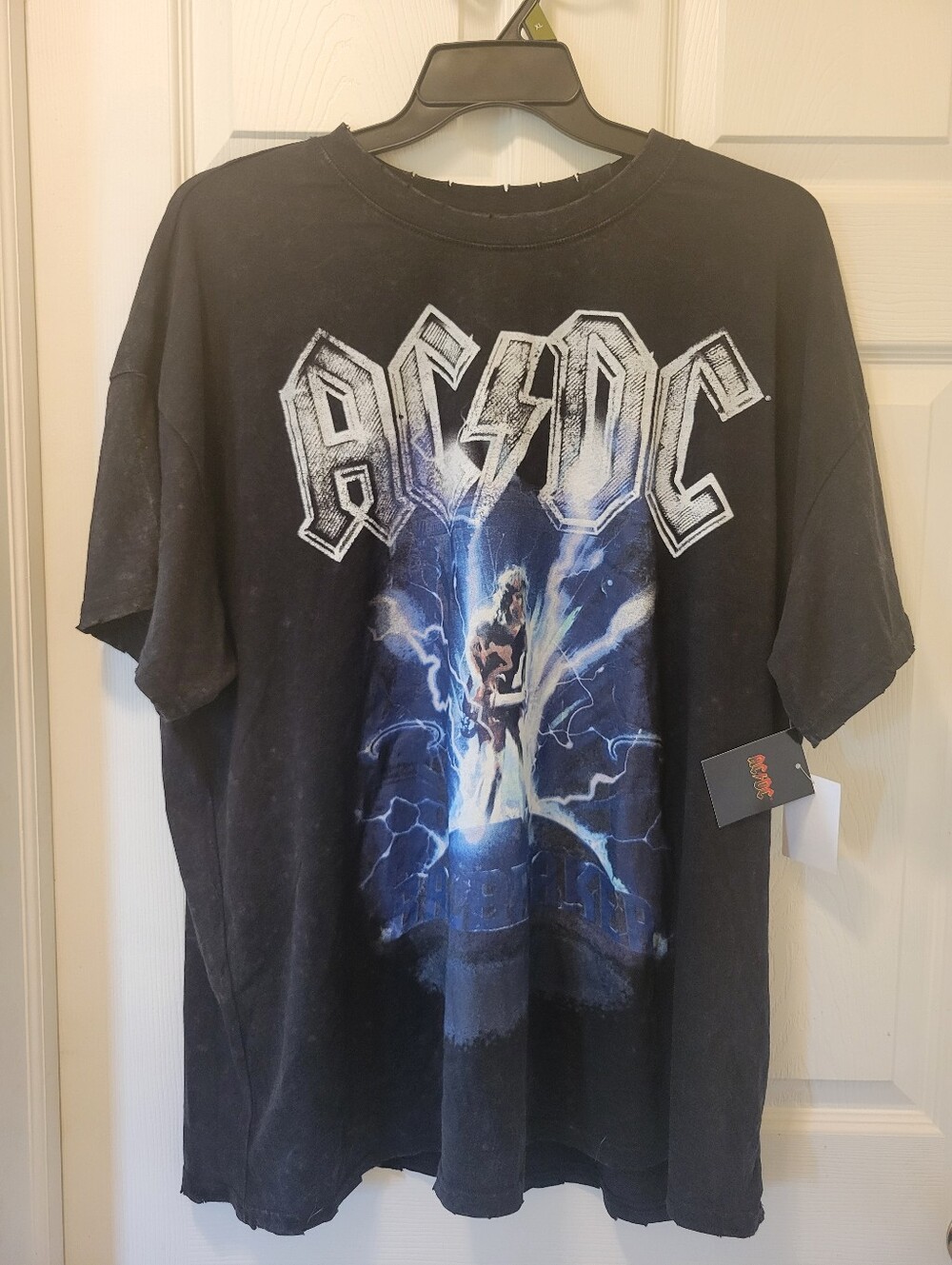Size XL AC/DC "Ballbreaker" 1996 US Tour T-shirt